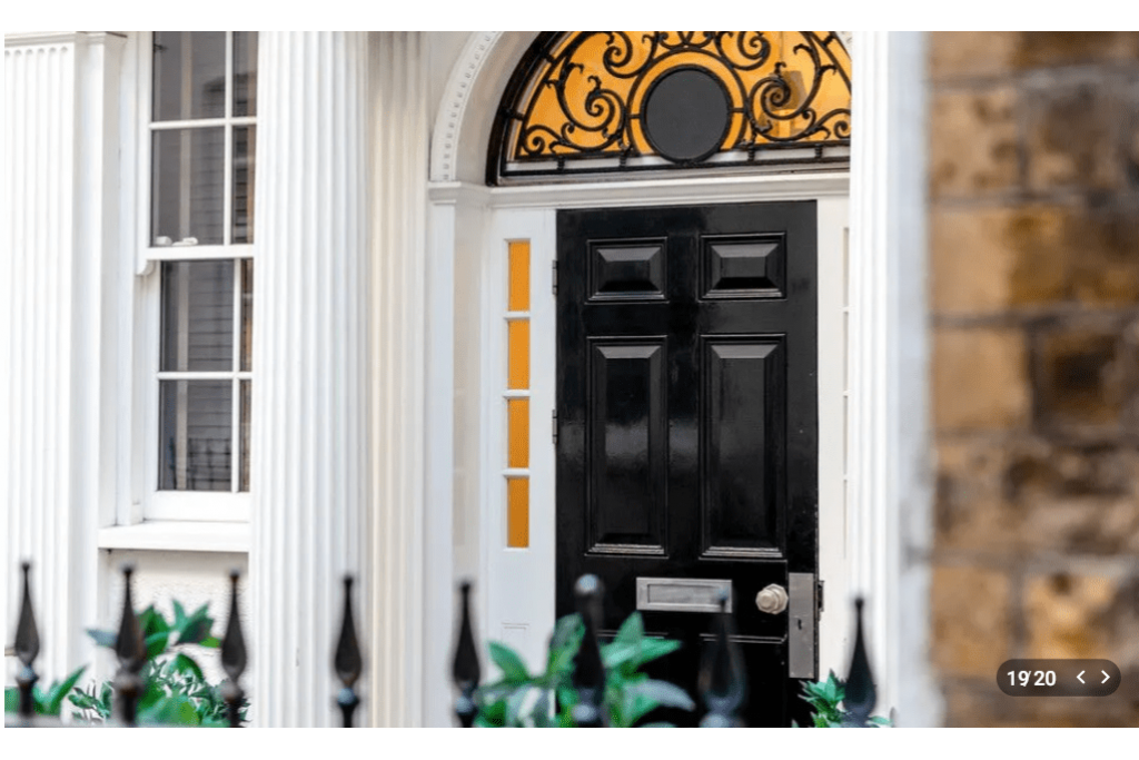 Exchange Court, Covent Garden WC2 – Two Bedroom Apartment for Sale – £1,650,000