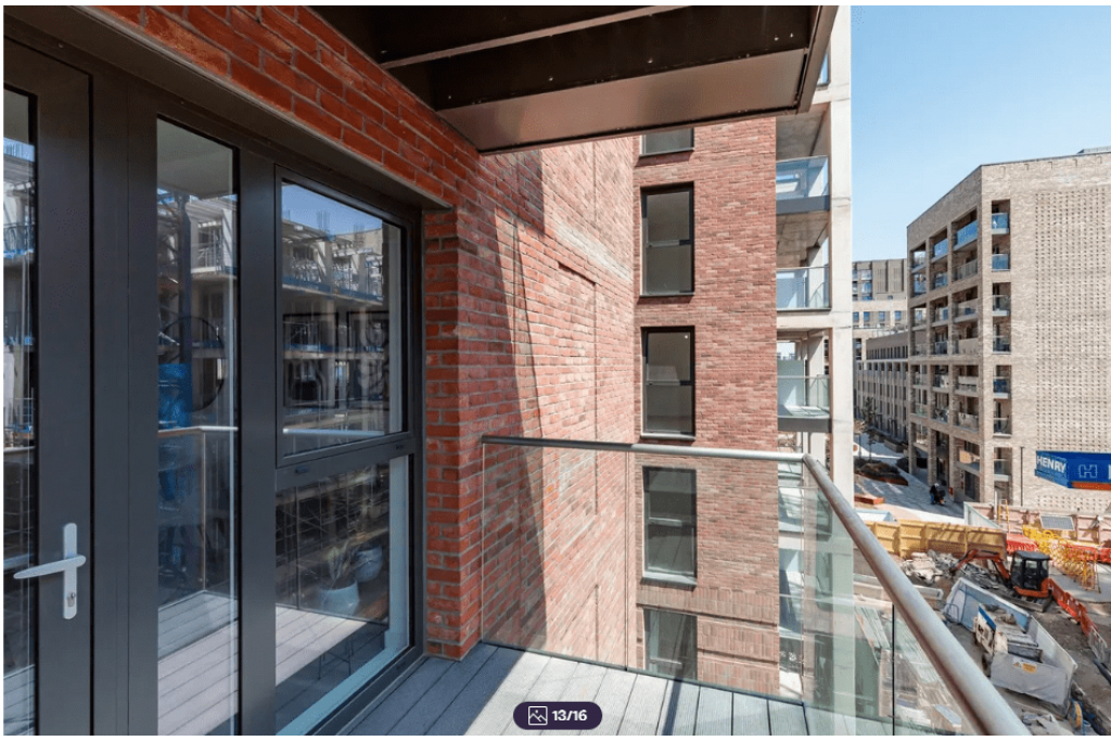 Thunderer Street, London E13 – 1 Bedroom Apartment to Rent – £1,750 pcm (£404 pw)