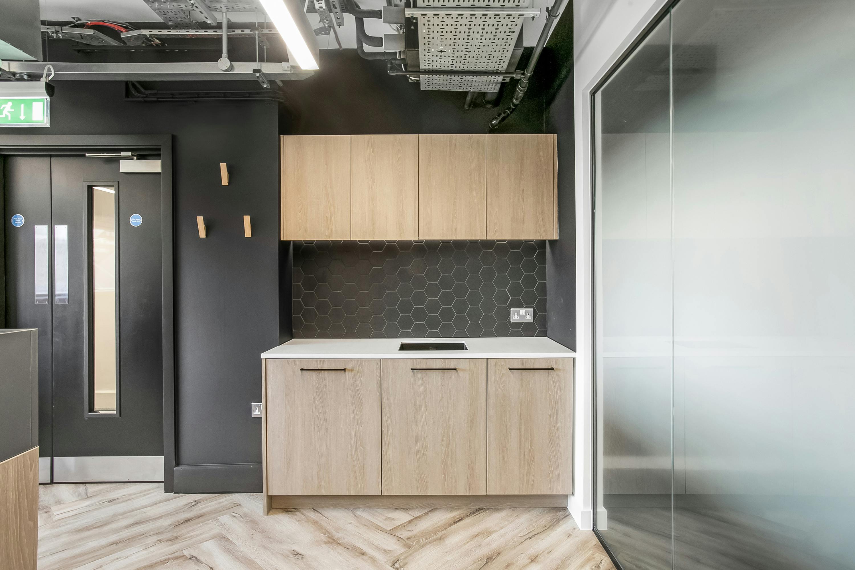 263-269 Oxford Street – Prime Office Space in Mayfair Submarket For Lease