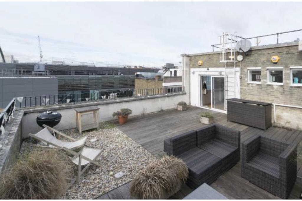 341-349 Oxford St – Barratt House- For Lease | Office Space Available - 2,339 sq ft