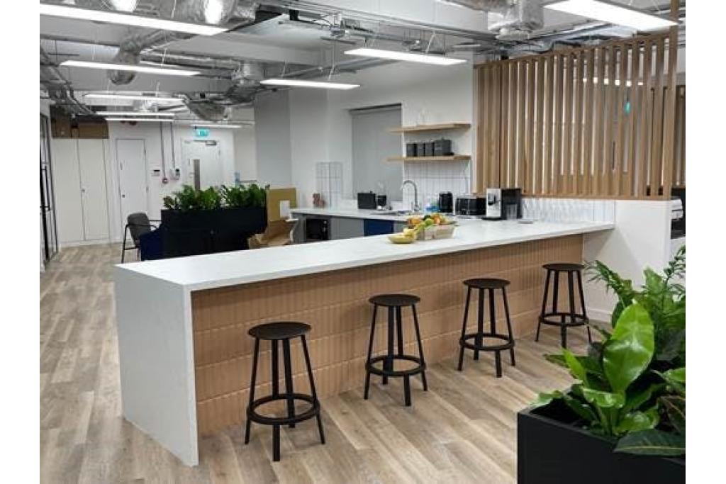 341-349 Oxford St – Barratt House- For Lease | Office Space Available - 2,339 sq ft