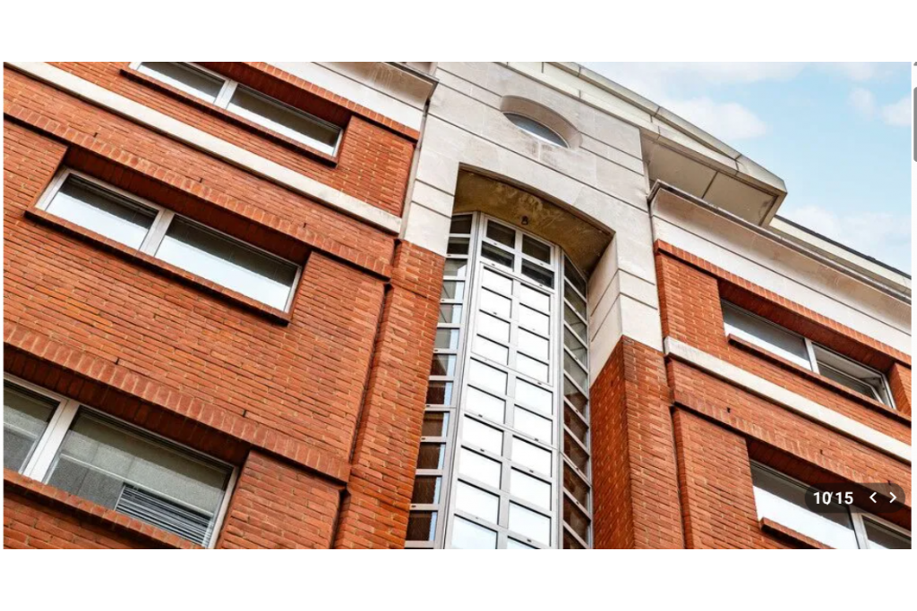 Crown Court – 2 Bedroom Lateral Apartment for Sale – £1,150,000