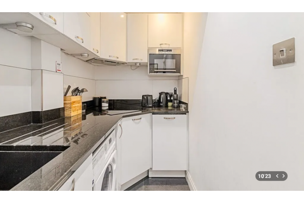 Strand – Charming 2 Bedroom Period Apartment for Sale – £1,150,000