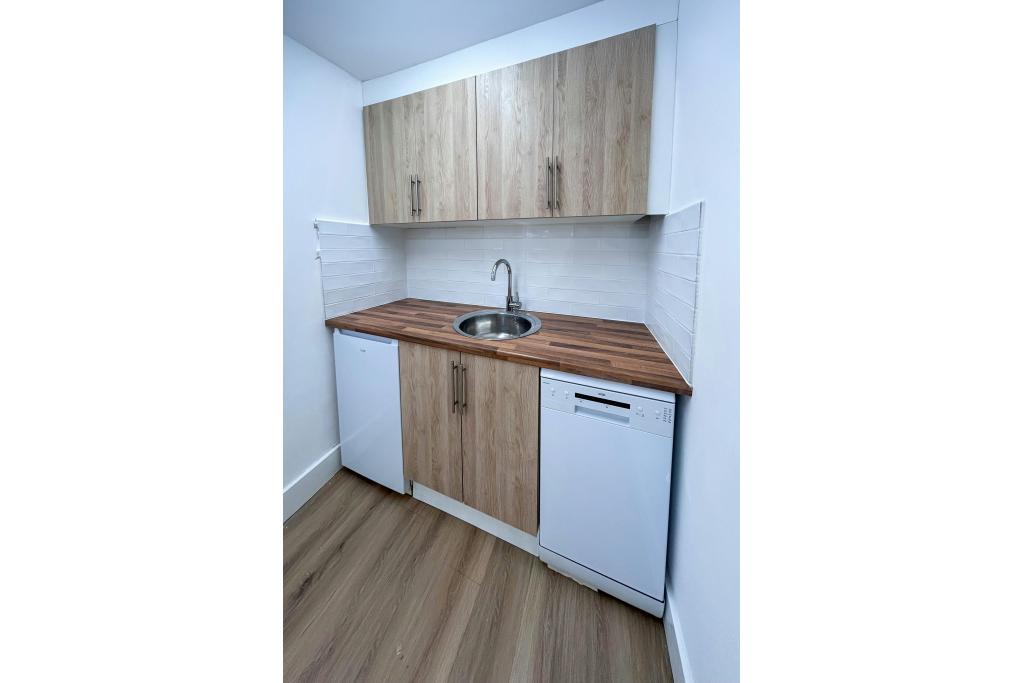 11-11B Wardour Mews – Office Space for Lease – £60.34 per Sq Ft – Soho, London W1F 8AN