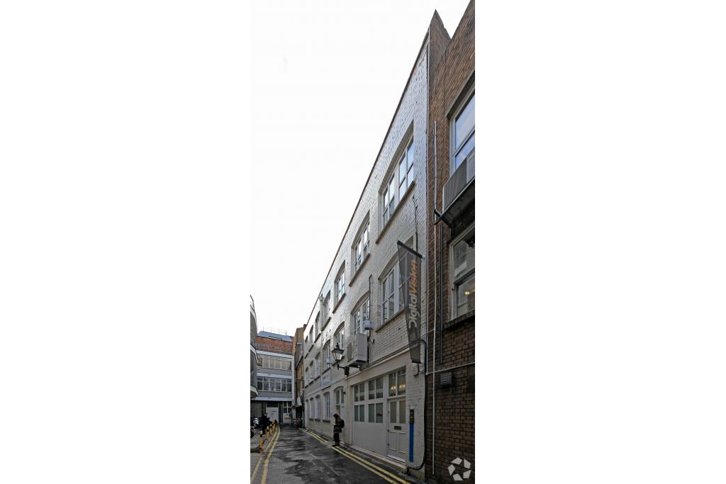 11-11B Wardour Mews – Office Space for Lease – £60.34 per Sq Ft – Soho, London W1F 8AN