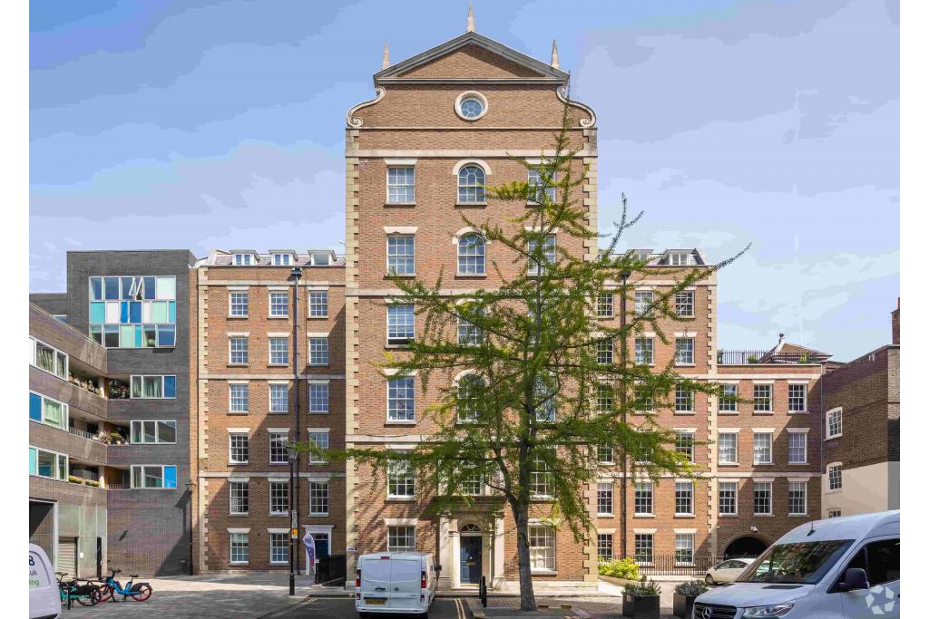 14A-16A Dufours Pl – Premium Office Space in the Heart of Soho