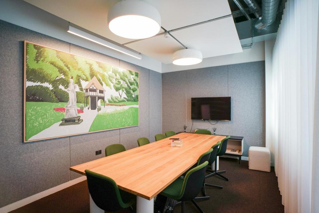 8-14 Meard St – The Deck – 10,280 sq ft Office Space for Lease – Prime Soho Location
