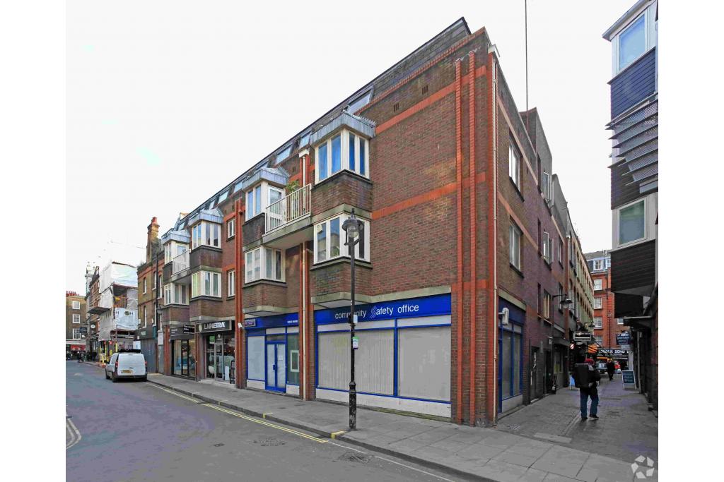 24-26 Peter St – Mixed-Use Property – 769 sq ft Retail Space for Lease