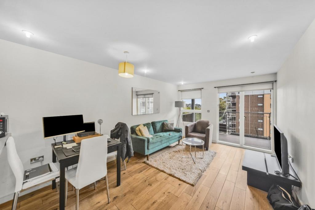 Restell Close, Greenwich, London SE3 – £350,000 – 1 Bedroom Apartment for Sale