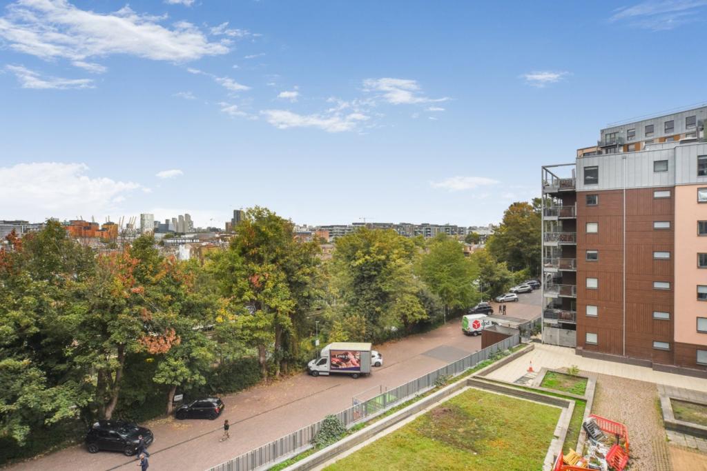 Restell Close, Greenwich, London SE3 – £350,000 – 1 Bedroom Apartment for Sale