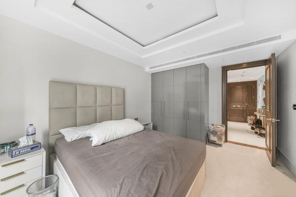 Radnor Terrace, Kensington House, London W14 – £800,000 – 1 Bedroom Apartment for Sale