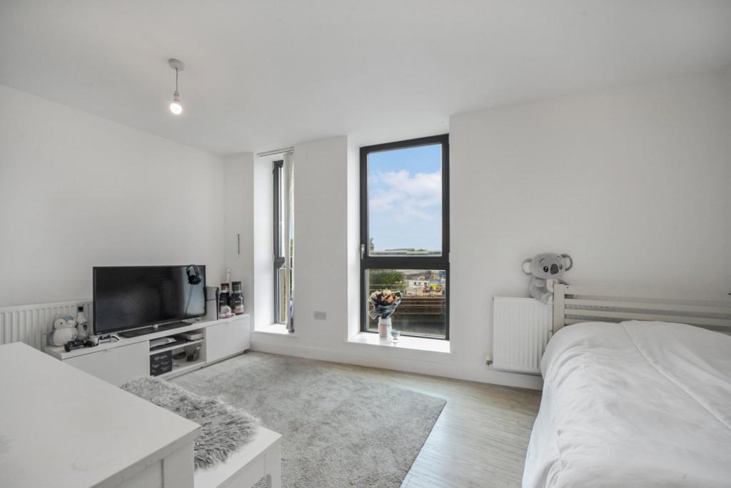 Connaught Heights, Waterside Park, Agnes George Walk, London, E16 – 1 Bedroom Apartment for Sale