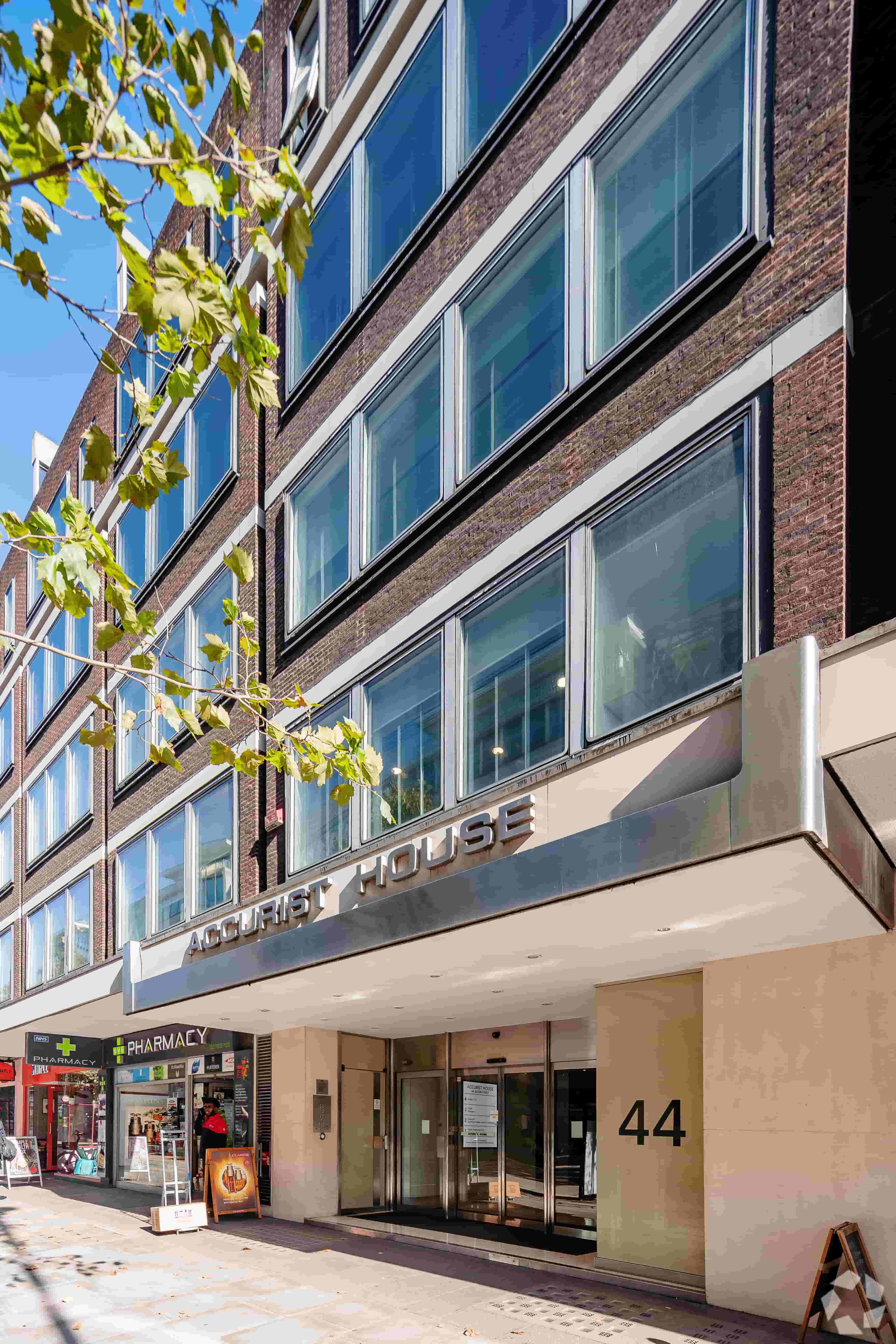 38-52 Baker St – Accurist House – 3,965 sq ft Office Space for Lease