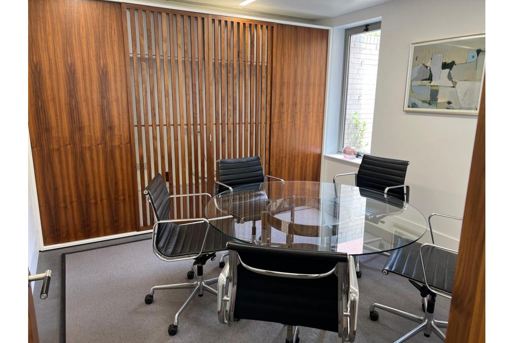 10-12 Blandford St – Prime Office Space for Lease – 985 sq ft – Marylebone, London