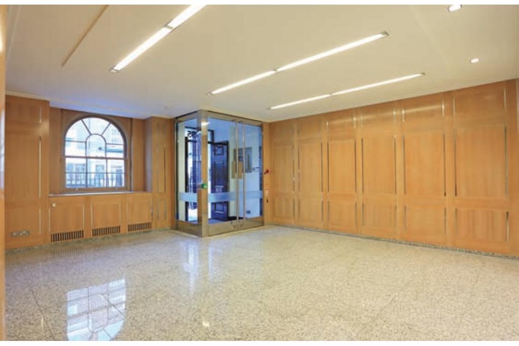 55-59 Blandford St – Office Space for Lease – 2,600 sq ft – Marylebone,
