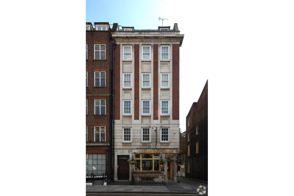 7 Duke St – Retail/Office Space for Lease – 907 sq ft – Westminster, London