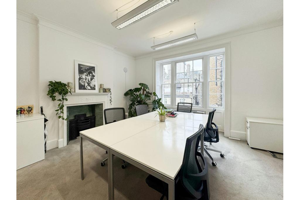 74 Gloucester Pl – Office Space for Lease – 632 sq ft – Marylebone, London