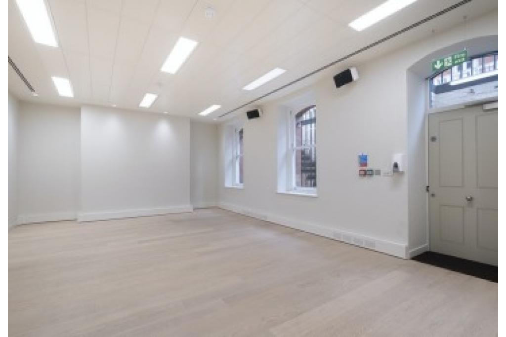 3 Mandeville Pl – Office Space for Lease – 750 sq ft – Marylebone, London