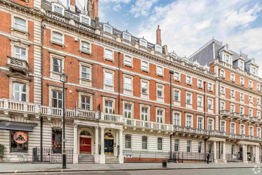 3 Mandeville Pl – Office Space for Lease – 750 sq ft – Marylebone, London