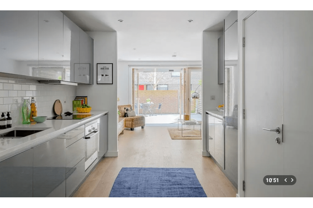 Victory Place, Elephant & Castle SE17 – £895,000 – 3 Bed Duplex Maisonette For Sale