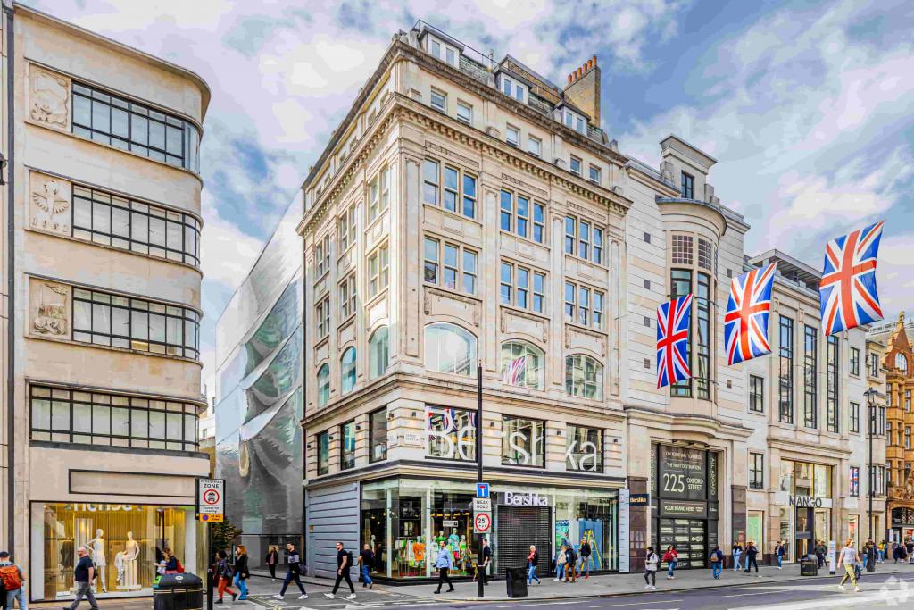 10 Hills Pl, Soho, London W1F 7SD – £69.50/Sq ft – Office Space For Lease