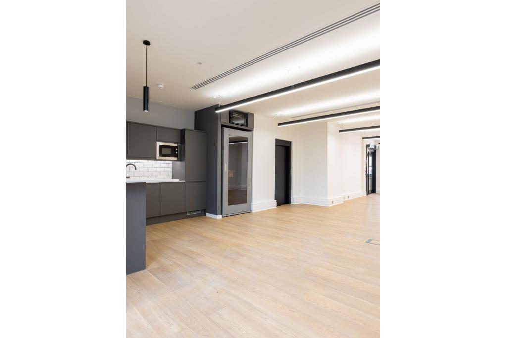 6-6A Poland Street, Soho, London W1F 8PT – 810 sq ft Office To Let – £97.50/Sq ft