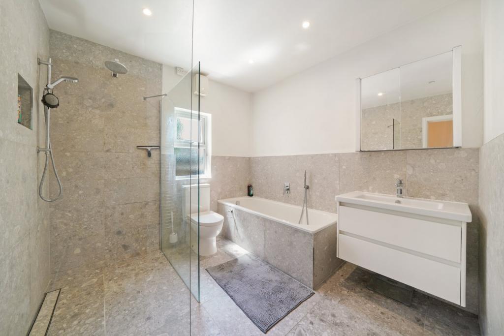 Camberwell New Road, Oval, London SE5 – £725,000 – 2 Bedroom Terraced House For Sale