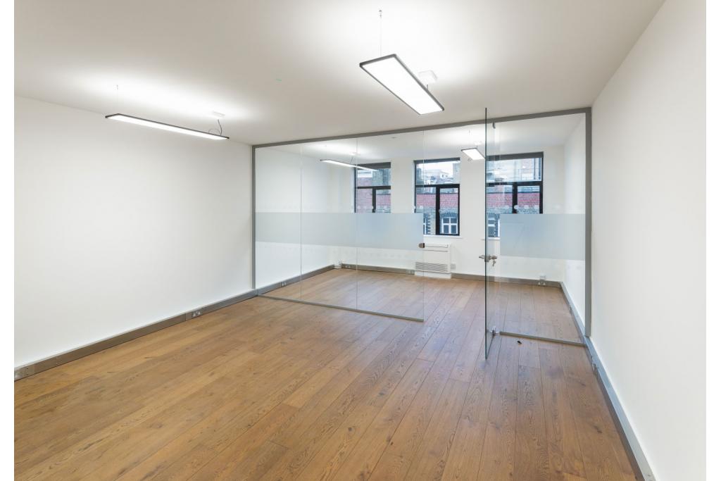 75-75A Berwick St – Office Space Available for Lease in Soho