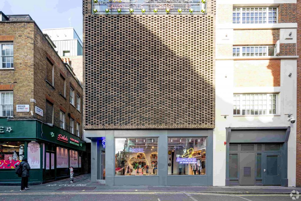 8-10 Brewer Ct – Retail/Office Space Available in Prime Westminster Location