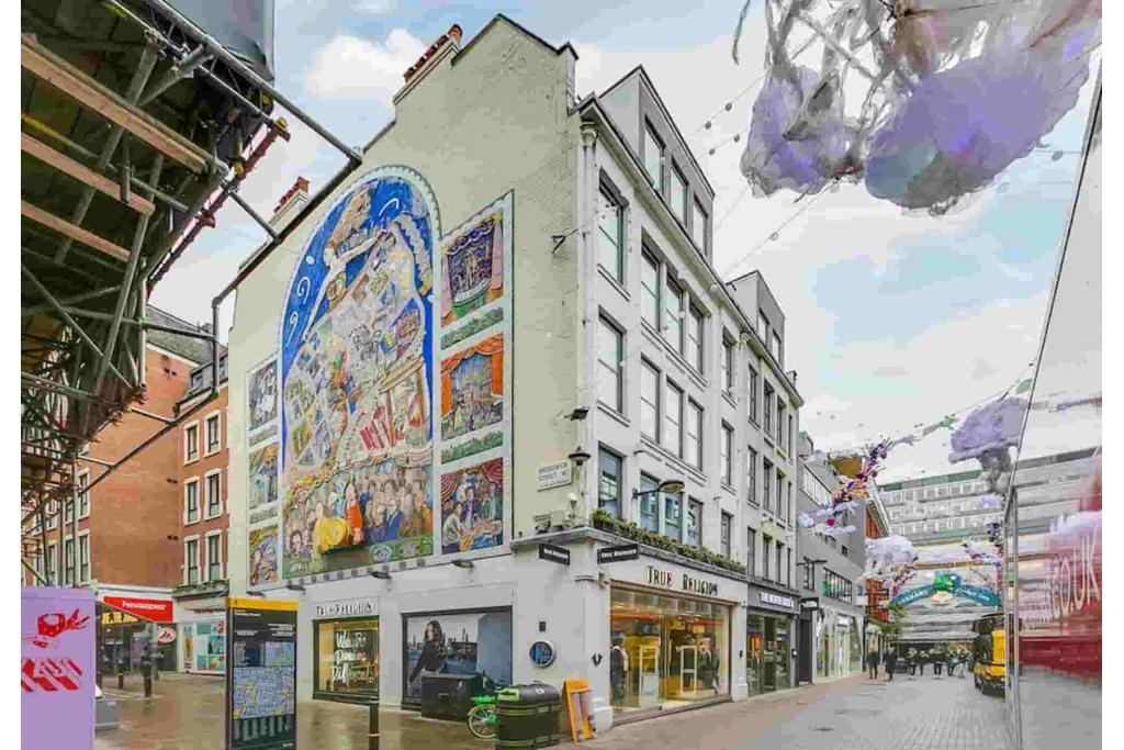 8-9 Carnaby St – Prime Office Space in the Heart of Soho