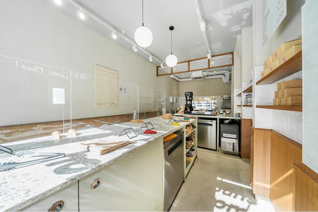 16-18 Thayer St – Retail Space for Lease – 327 sq ft – Westminster, London