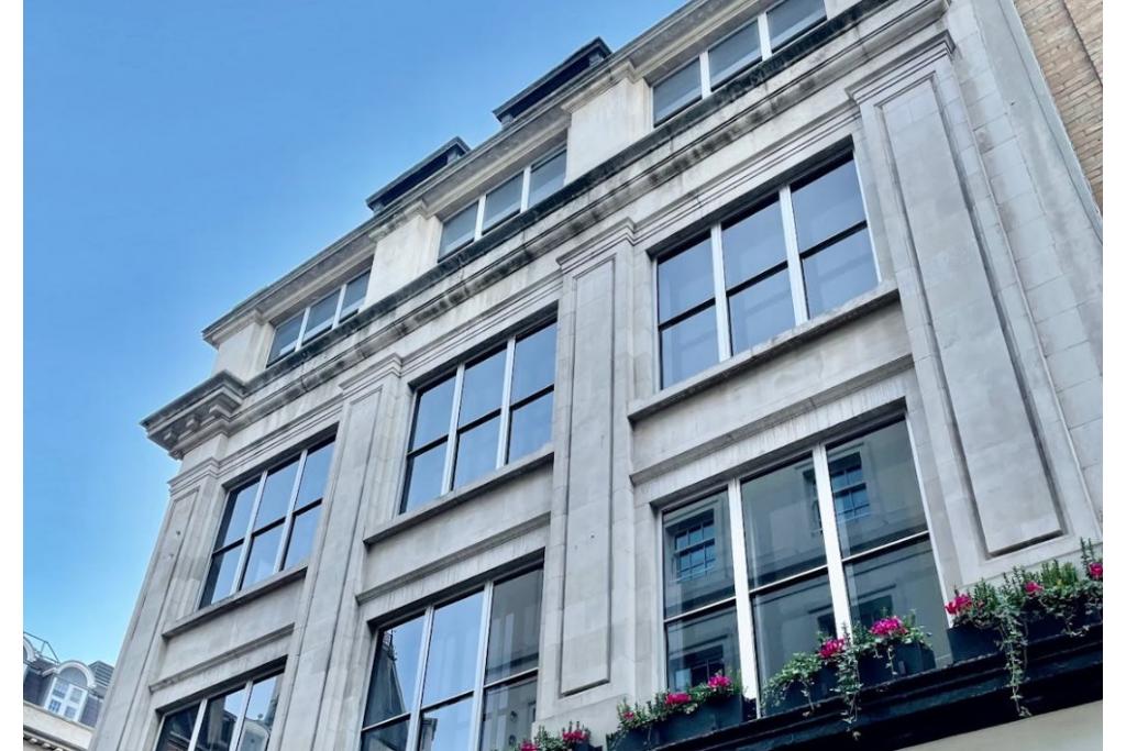 69 Wigmore St – Office Space for Lease – 1,016 sq ft – Marylebone, London