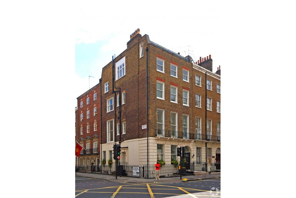90 Gloucester Pl – Office Space for Lease – 2,740 sq ft – Marylebone, London W1U 6HS