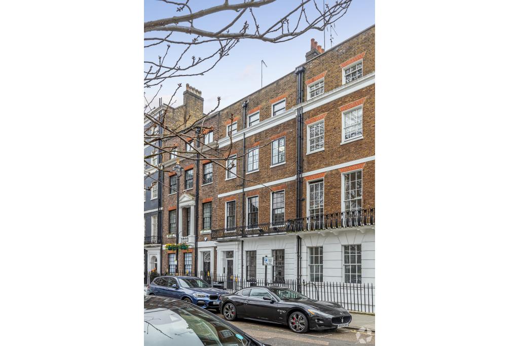 7 Manchester Sq – Office Space for Lease – 2,008 sq ft – Marylebone, London W1U 3PG