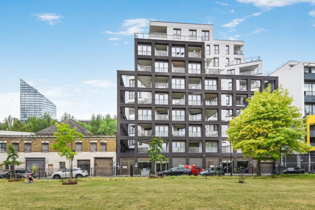 Wenlock Road, Islington, London N1 – 2-Bedroom Apartment for Sale – £625,000