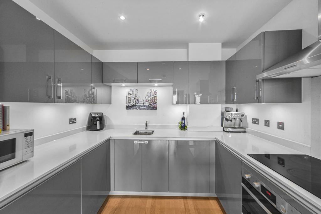 Vespucci Court, Aston Street, Limehouse, London E14 – 1-Bedroom Apartment for Sale