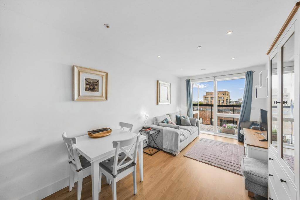 Vespucci Court, Aston Street, Limehouse, London E14 – 1-Bedroom Apartment for Sale