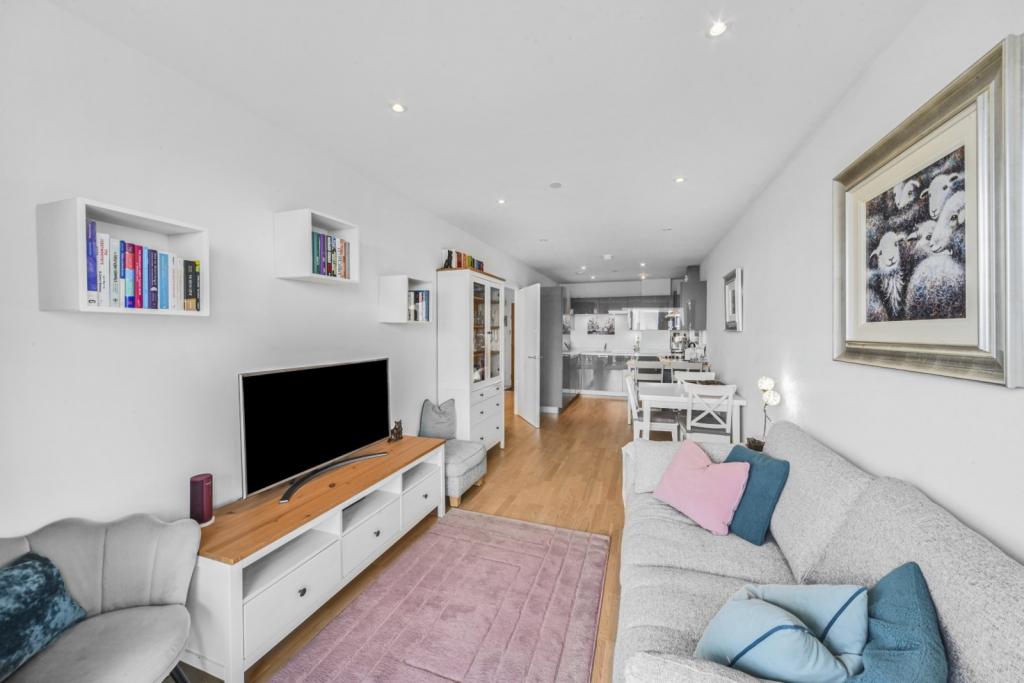 Vespucci Court, Aston Street, Limehouse, London E14 – 1-Bedroom Apartment for Sale