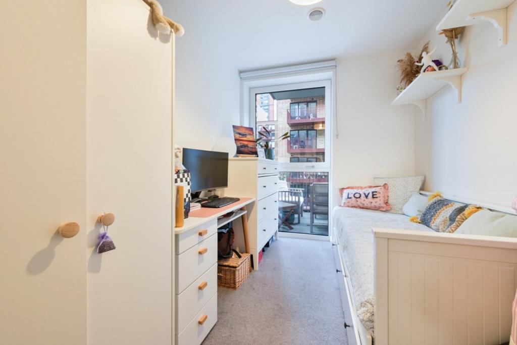 New Lion Way, Elephant Park, Elephant & Castle, London SE17 – 2-Bedroom Apartment for Sale