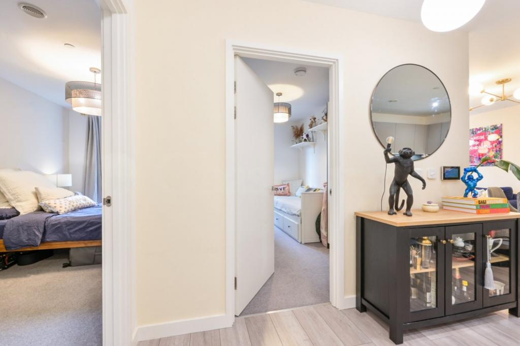 New Lion Way, Elephant Park, Elephant & Castle, London SE17 – 2-Bedroom Apartment for Sale