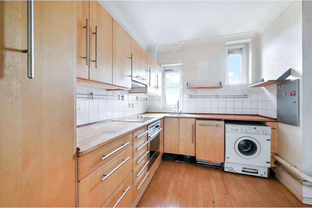 St Georges Road, Elephant & Castle, London SE1 – 1-Bedroom Apartment for Sale