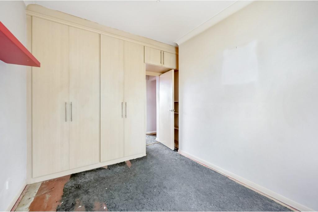 St Georges Road, Elephant & Castle, London SE1 – 1-Bedroom Apartment for Sale