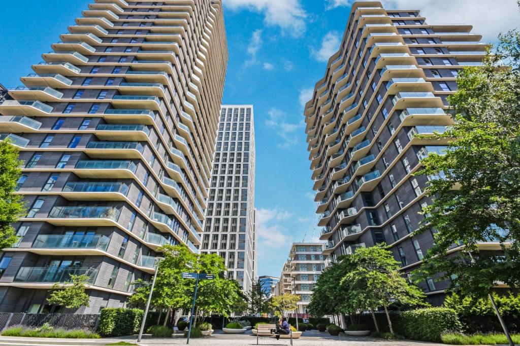 Lantana Heights, Glasshouse Gardens, Monfitchet Road, Stratford– 2-Bedroom Apartment for Sale