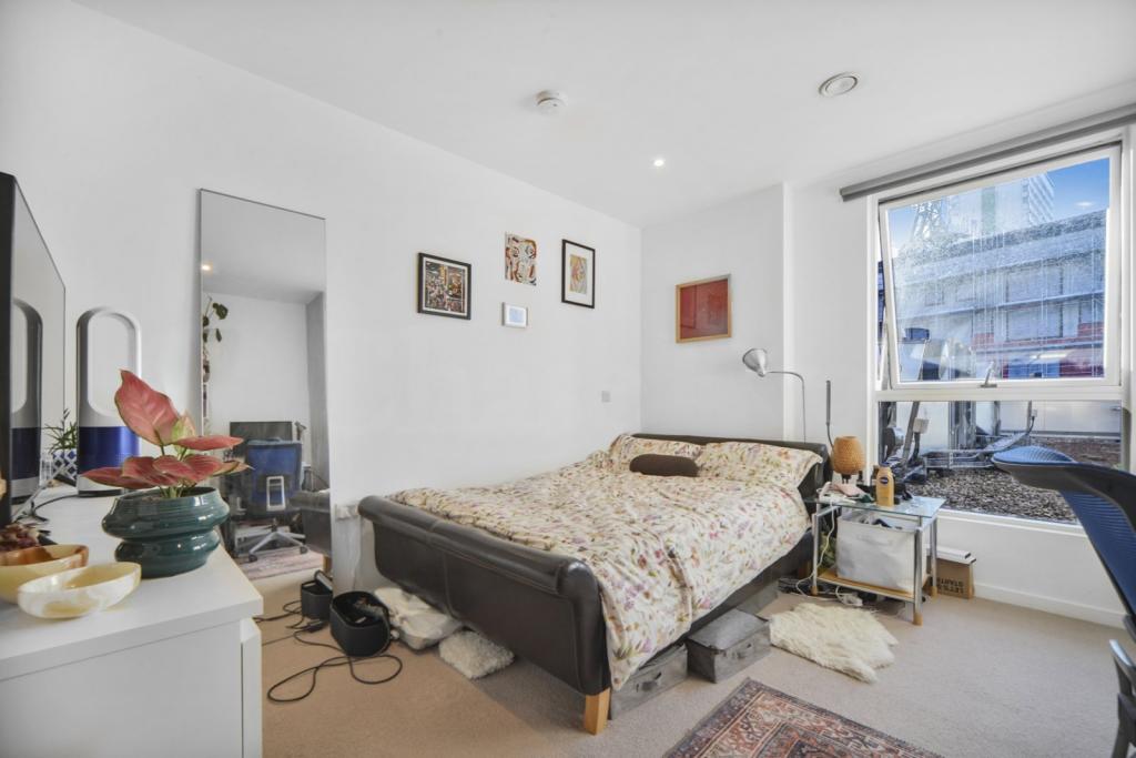 Grove Street, Deptford Landings, Deptford, London SE8 – 2 Bedroom Apartment for Sale – £525,000