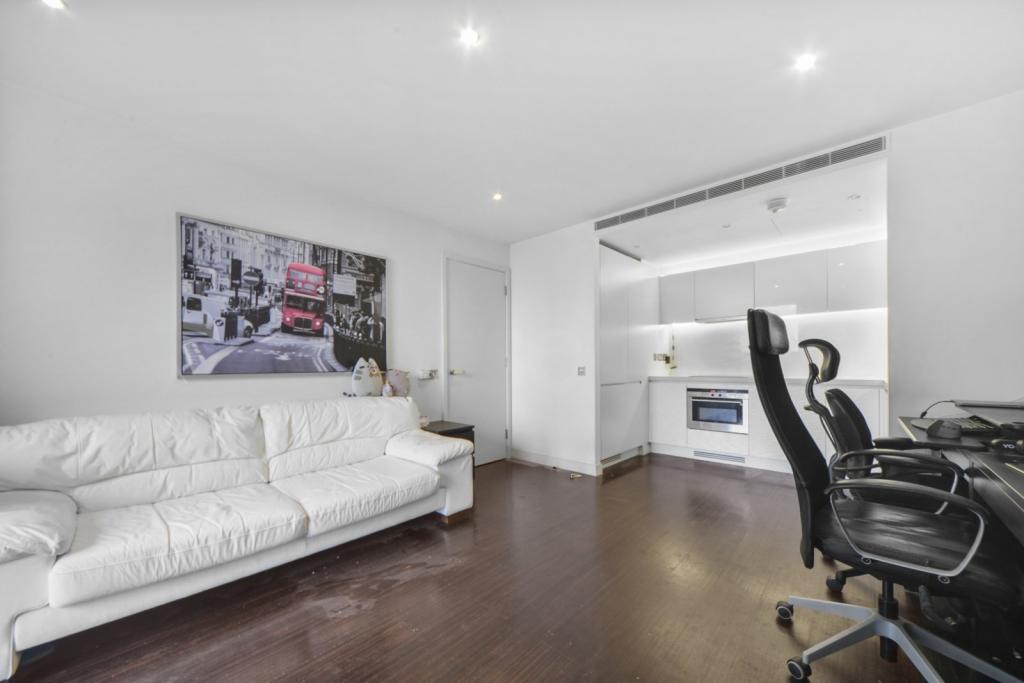 1 Bedroom Apartment for Sale – Pan Peninsula, Canary Wharf, London, E14 – £405,000