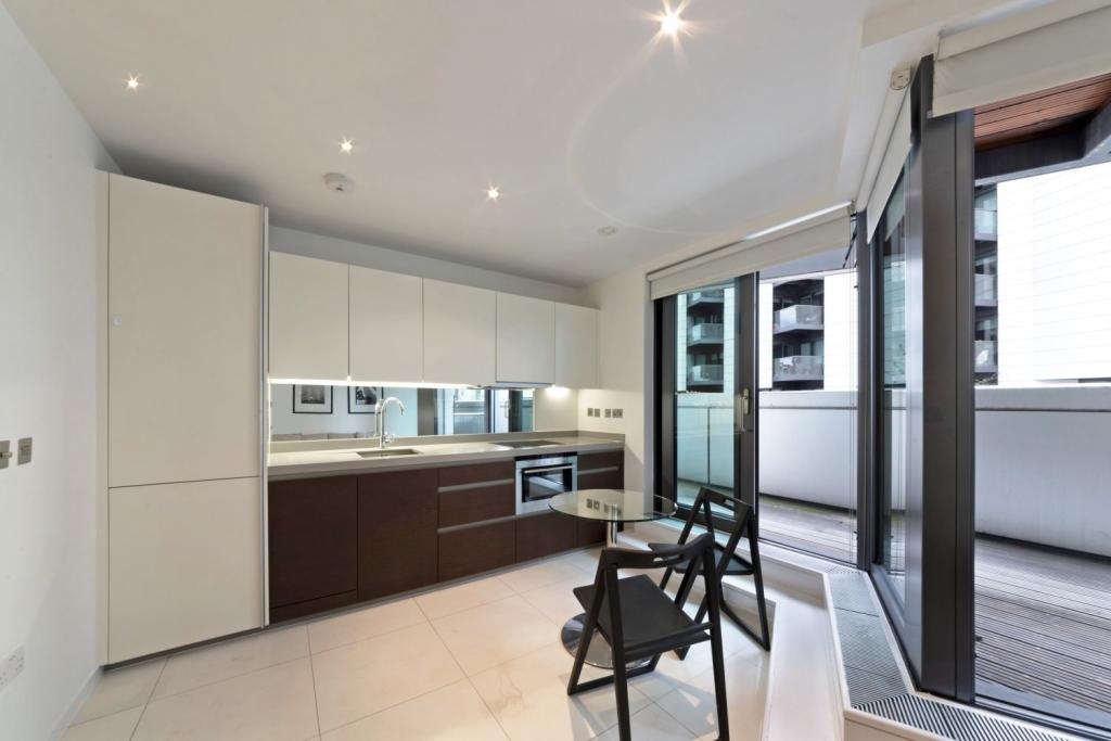 Studio Apartment for Sale – Baltimore Wharf, Canary Wharf, London, E14 – £295,000