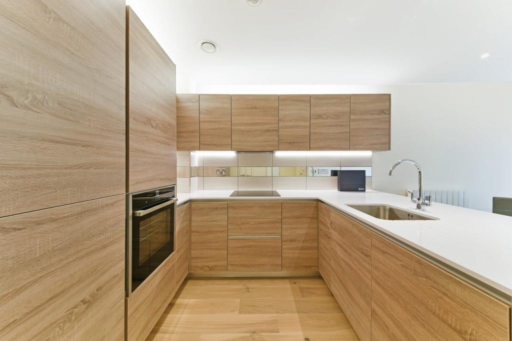 1 Bedroom Apartment for Sale – Duke of Wellington Avenue, Woolwich, – Offers in Excess of £400,000
