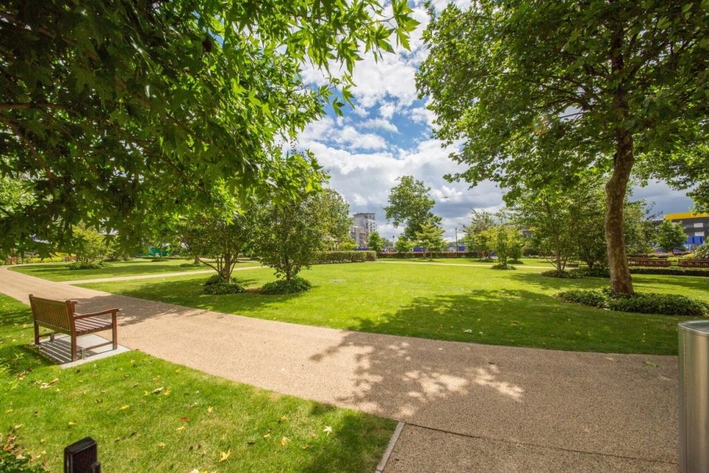2 Bedroom Apartment for Sale – Beaufort Park, 20 Boulevard Drive, Colindale, London– £475,000