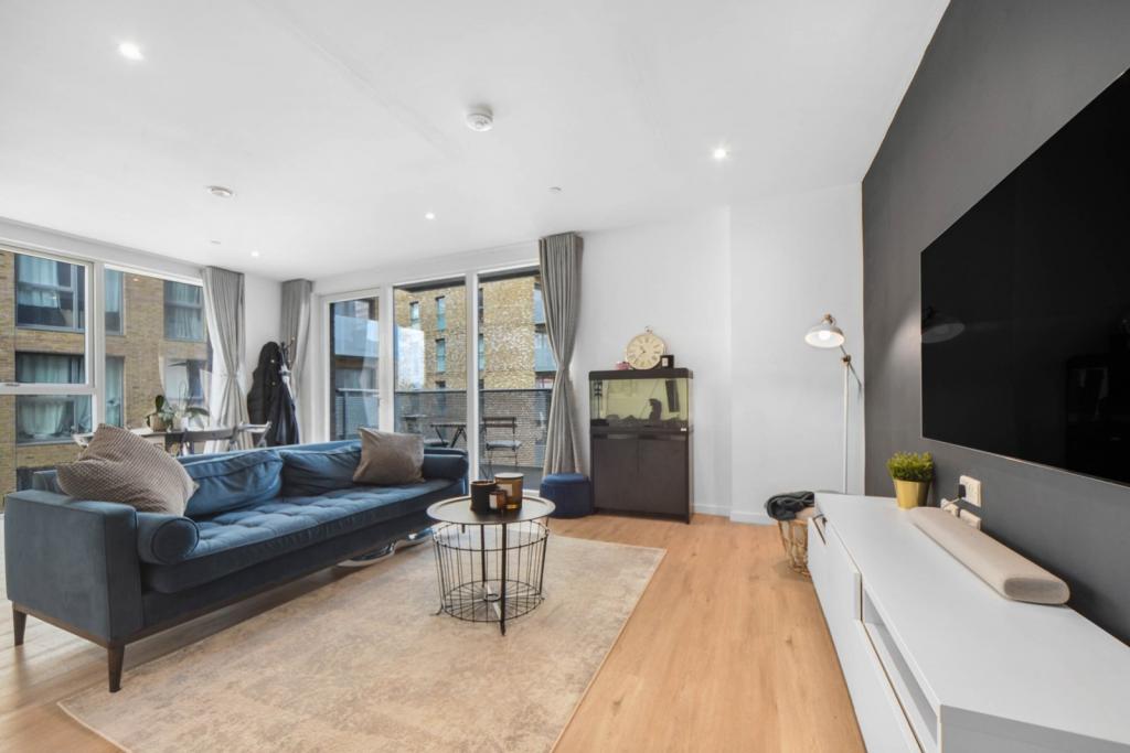 3 Bedroom Apartment for Sale – Timberyard Street, Deptford Landings – Offers in Excess of £600,000