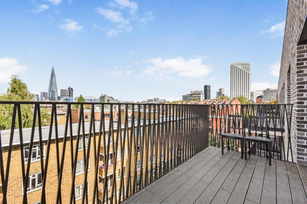1 Bedroom Apartment for Sale – Glade Path, Blackfriars Circus, Southwark, London, SE1 – £570,000